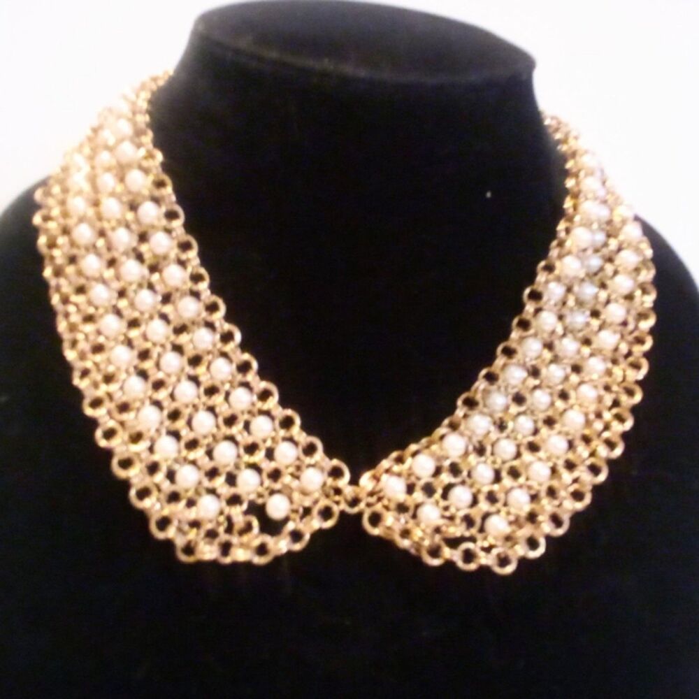 Faux Pearl and Gold Tone Chain Link Collar Style Necklace